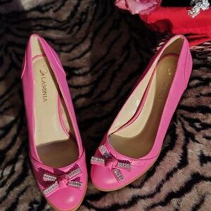 Lasgna Pink Women's Heels with Rhinestone Bow